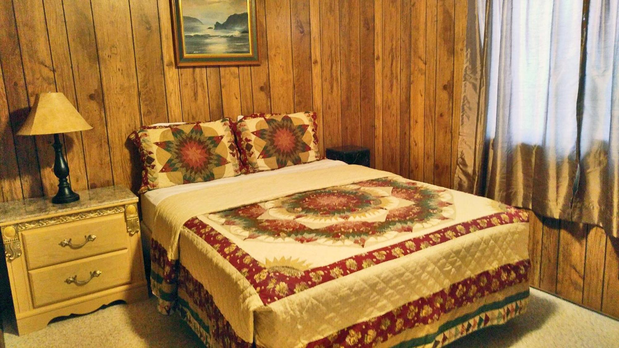 Carter Mountain Motel Cody Exterior photo