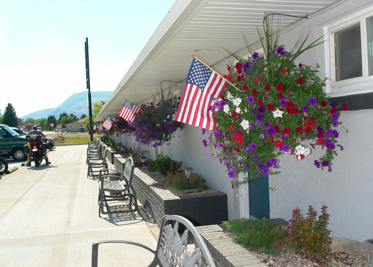 Carter Mountain Motel Cody Exterior photo
